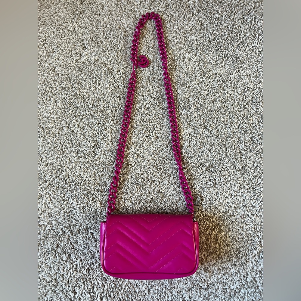Gucci Fuchsia Calfskin Quilted Leather Shoulder Chain Mini Crossbody Bag - Picture 9 of 16